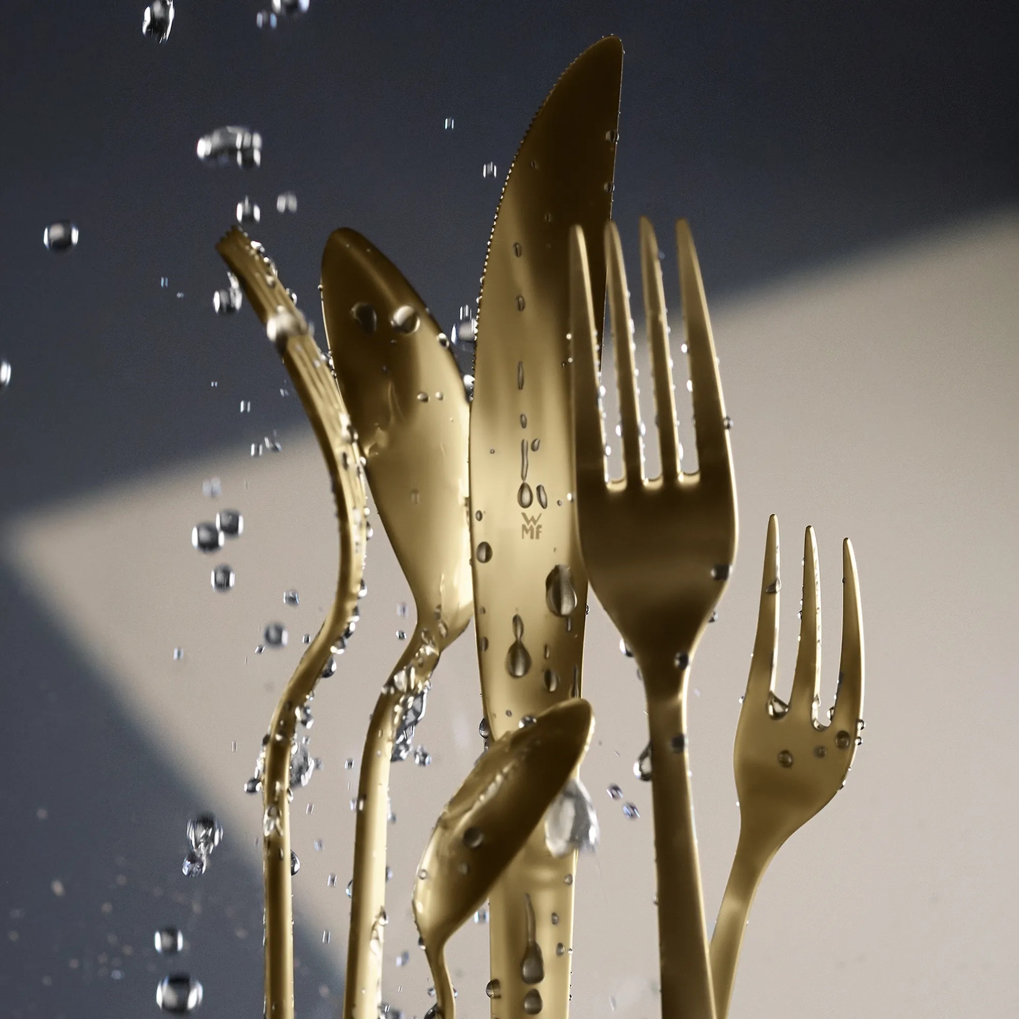 WMF Boston Besteck-Set, Champagner Gold, 24-teilig, Cromargan®| Besteck-Sets
