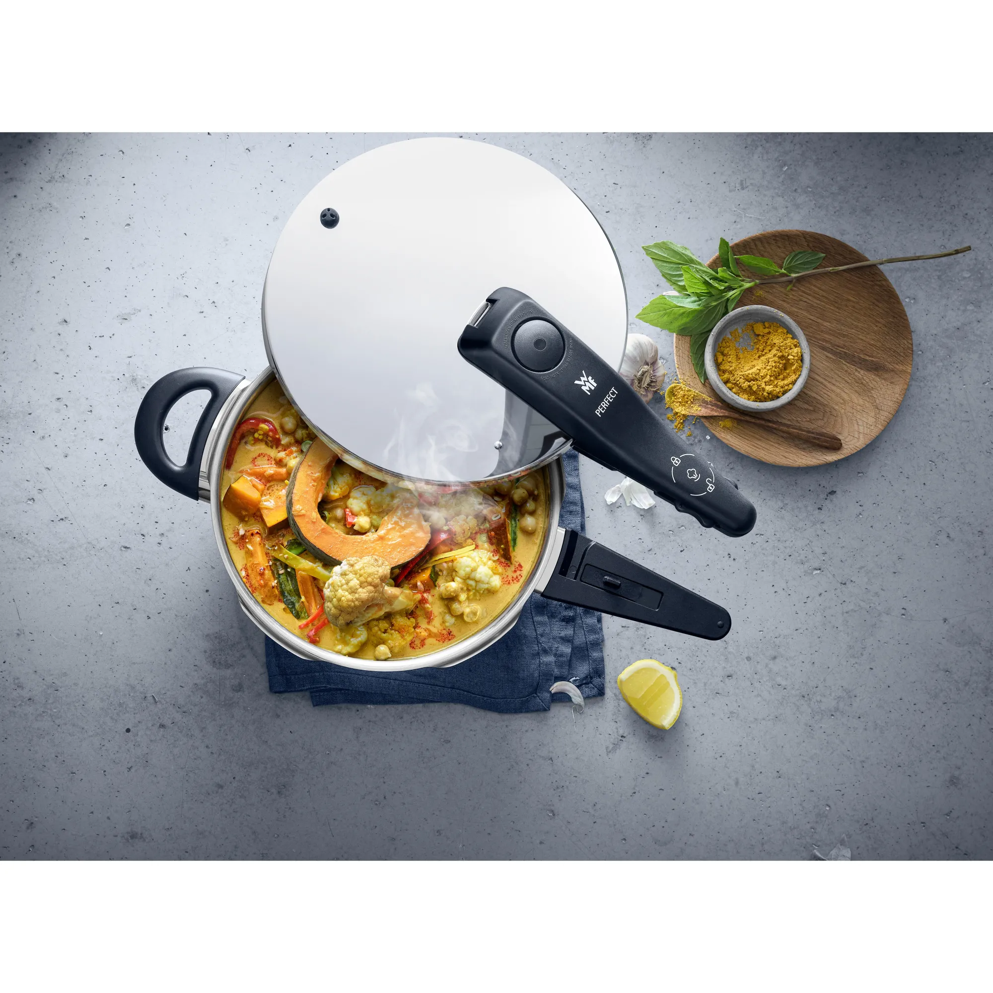 WMF Fusiontec Perfect Schnellkochtopf, 22 cm, 6,5 l Red| Schnellkochtöpfe