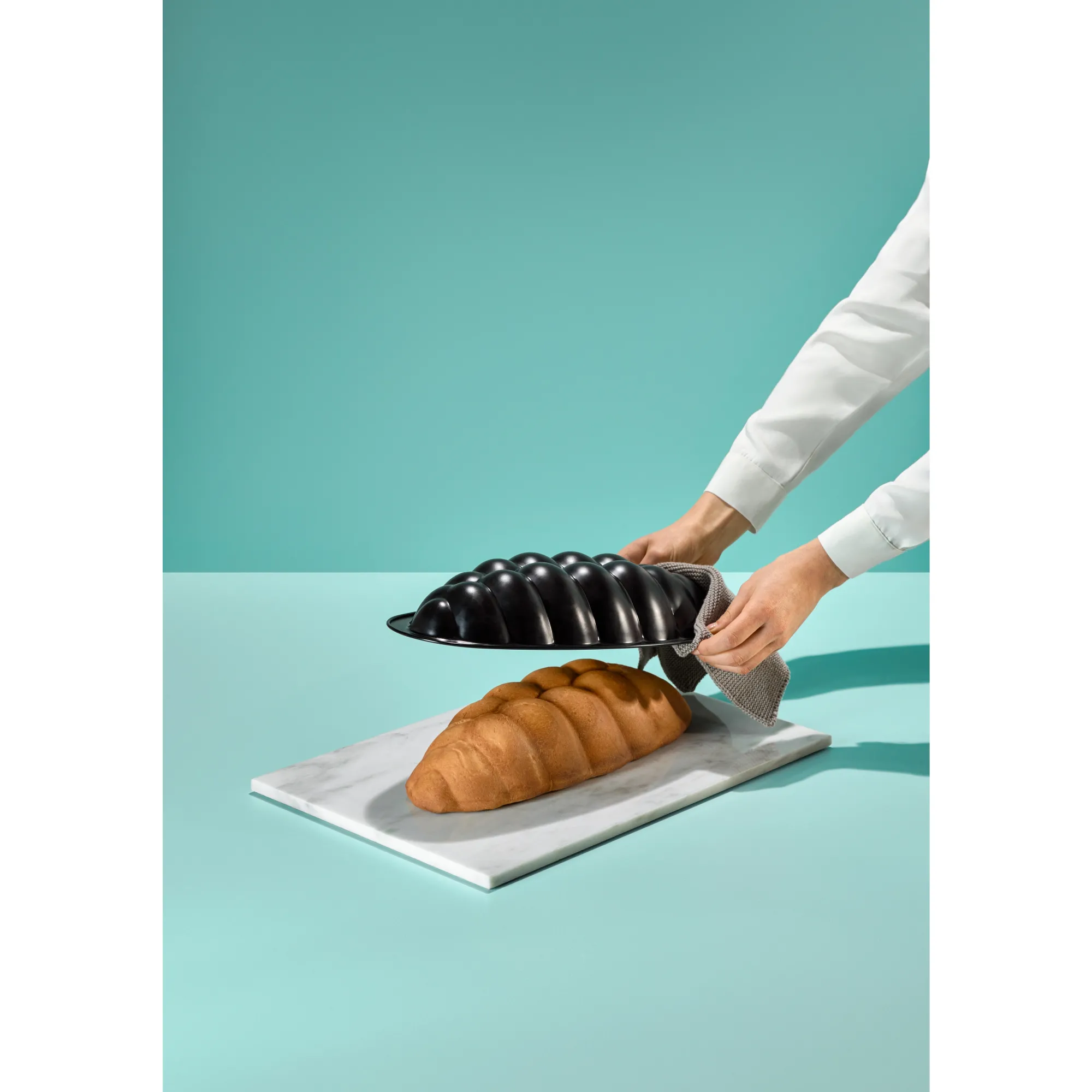 WMF KAISER Hefezopfform, 38 cm| Backformen