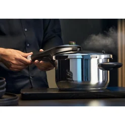 WMF Perfect Premium One Pot Schnellkochtopf, 22 cm, 8,5 Liter| Schnellkochtöpfe|Induktionstöpfe