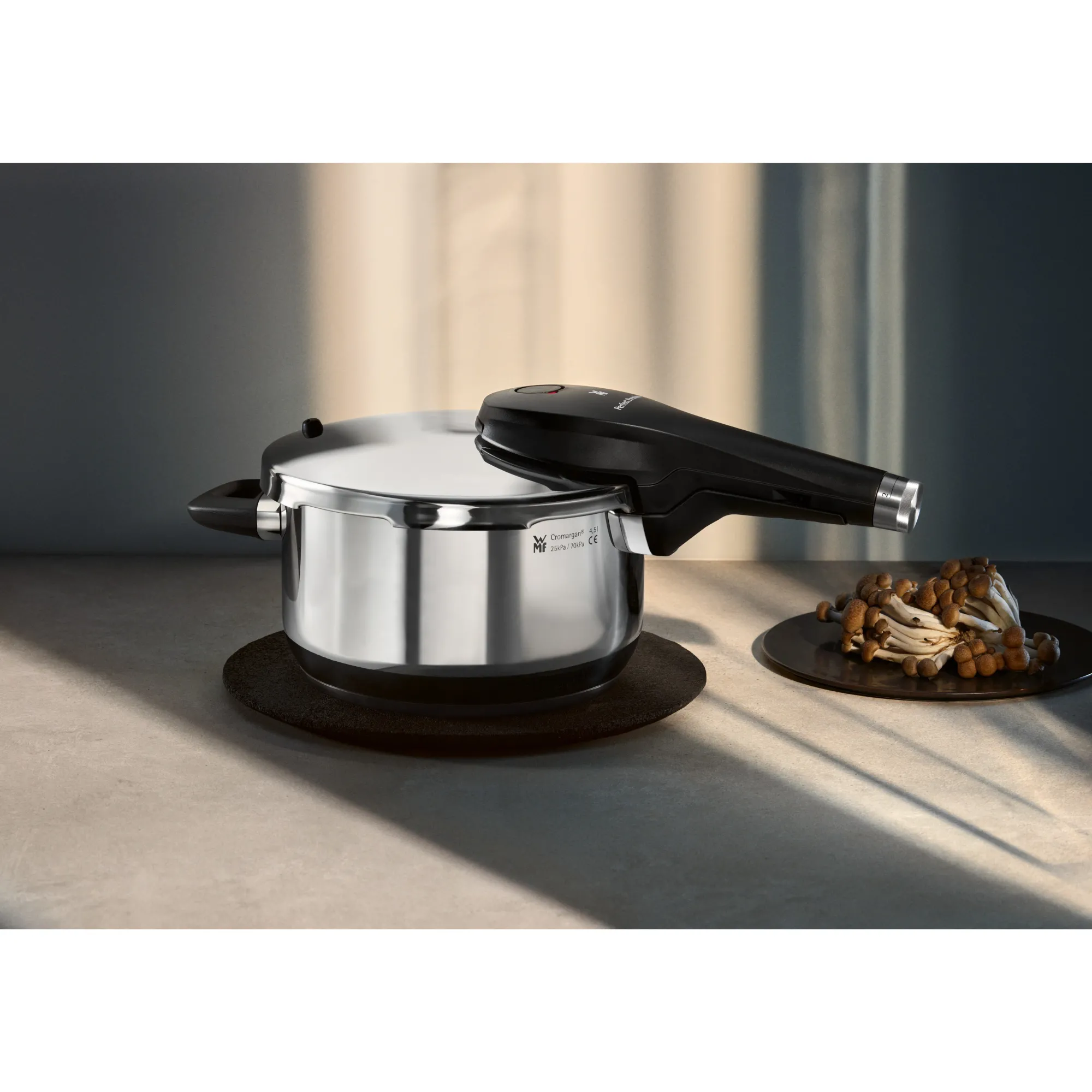 WMF Perfect Premium One Pot Schnellkochtopf-Set mit Dampfgareinsatz, 22 cm, 4,5 und 3,0 Liter, stapelbar| Schnellkochtöpfe|Induktionstöpfe