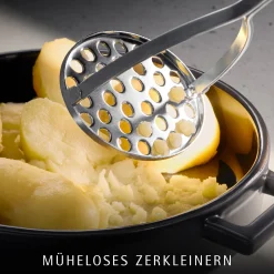 WMF Profi Plus Kartoffelstampfer, 28,5 cm| Küchenutensilien
